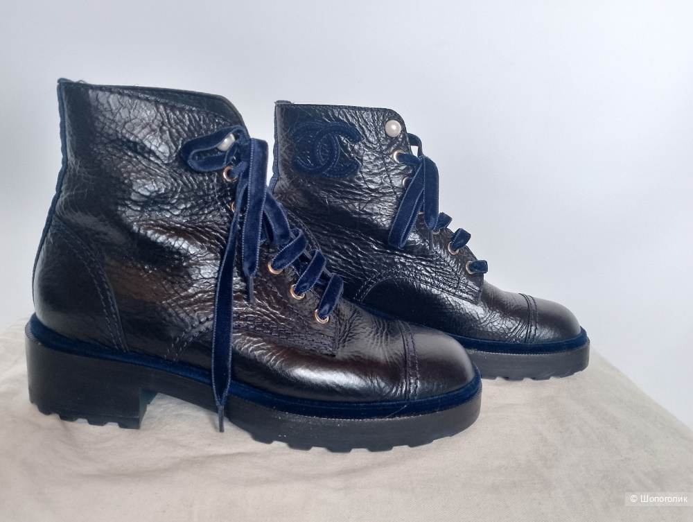 Ботинки Chanel с бархатным декором, 40