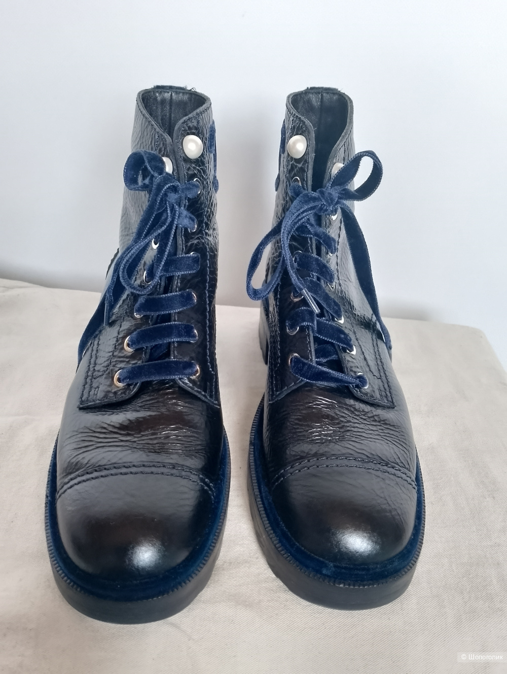 Ботинки Chanel с бархатным декором, 40