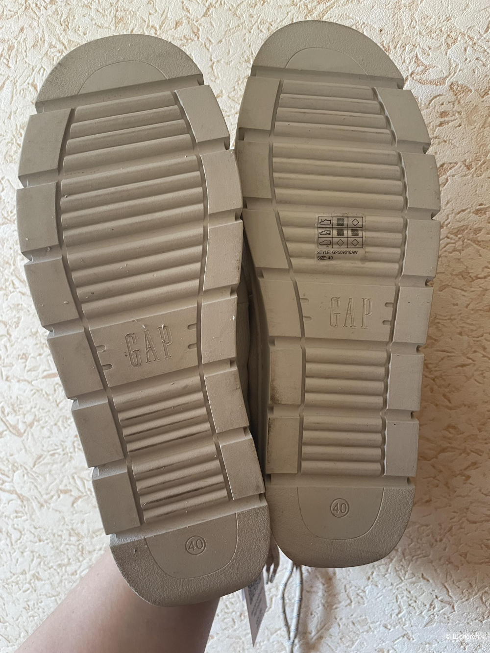 Кроссовки Gap размер 40/39