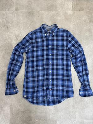 Рубашка в клетку tommy hilfiger , S