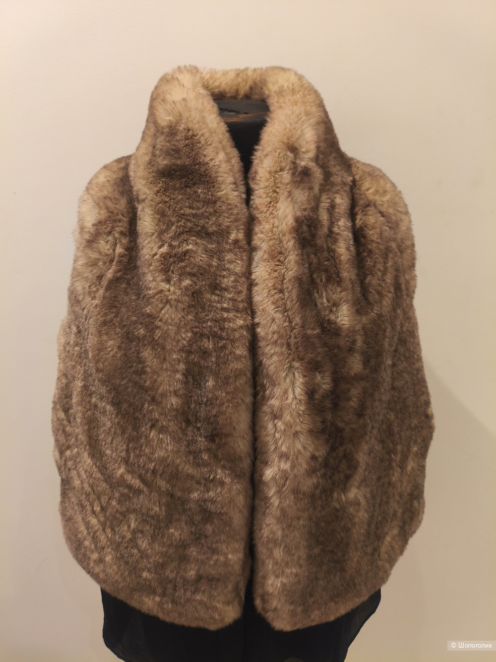 Меховой жилет Vanessa Bruno размер 46-48