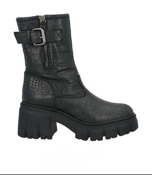 Ботинки Loriblu 39