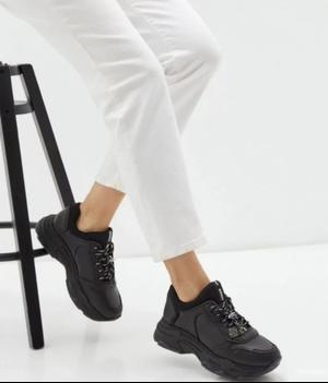 Кроссовки Bronx 39