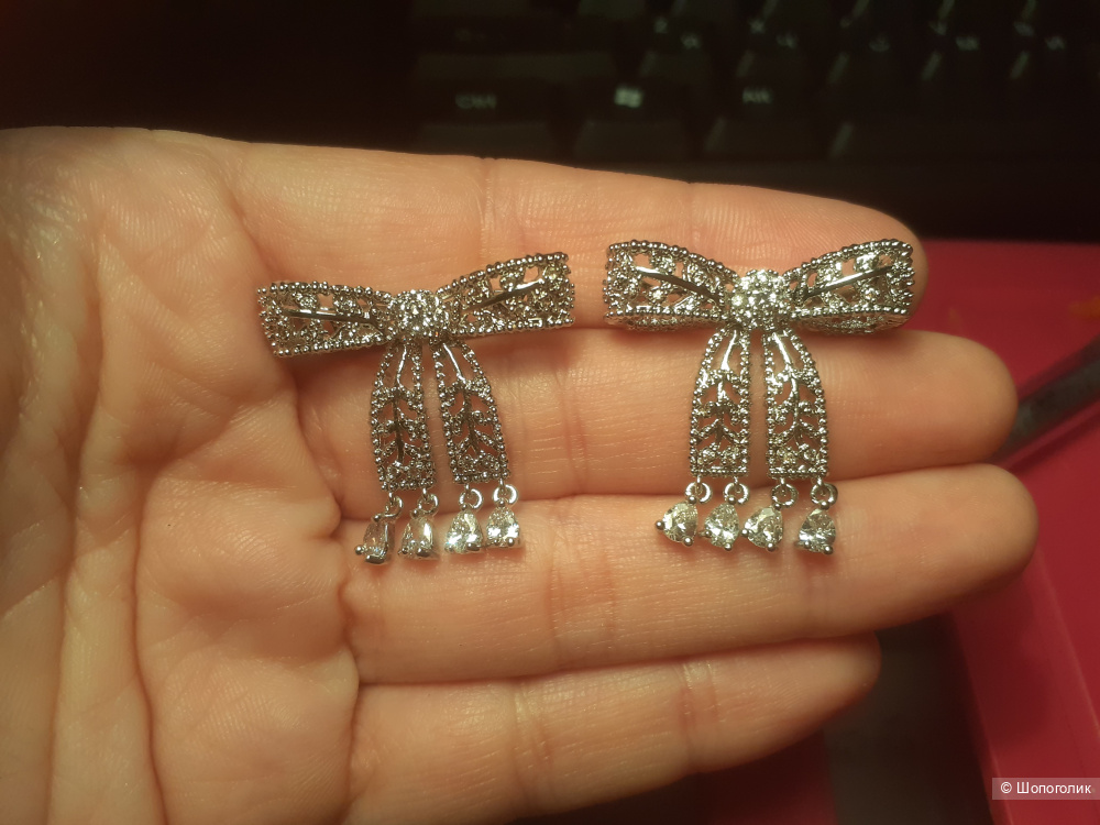 Свадебные серьги бантики