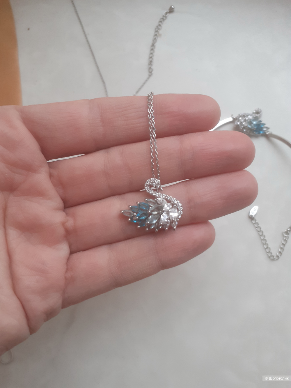 Комплект украшений браслет и кулон с лебедем