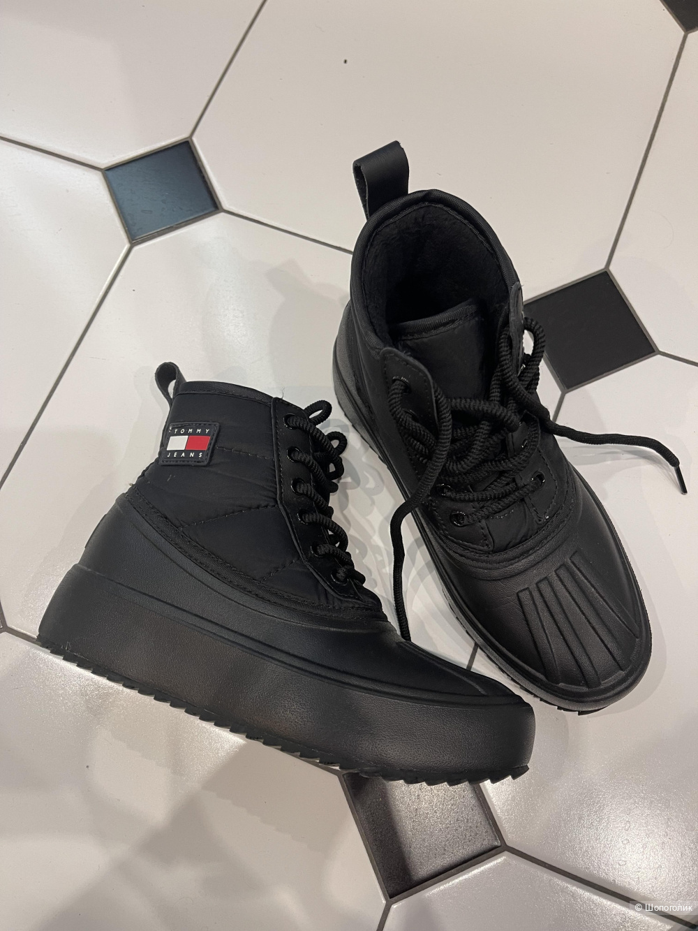 Ботинки зимние Tommy Hilfiger 36.5