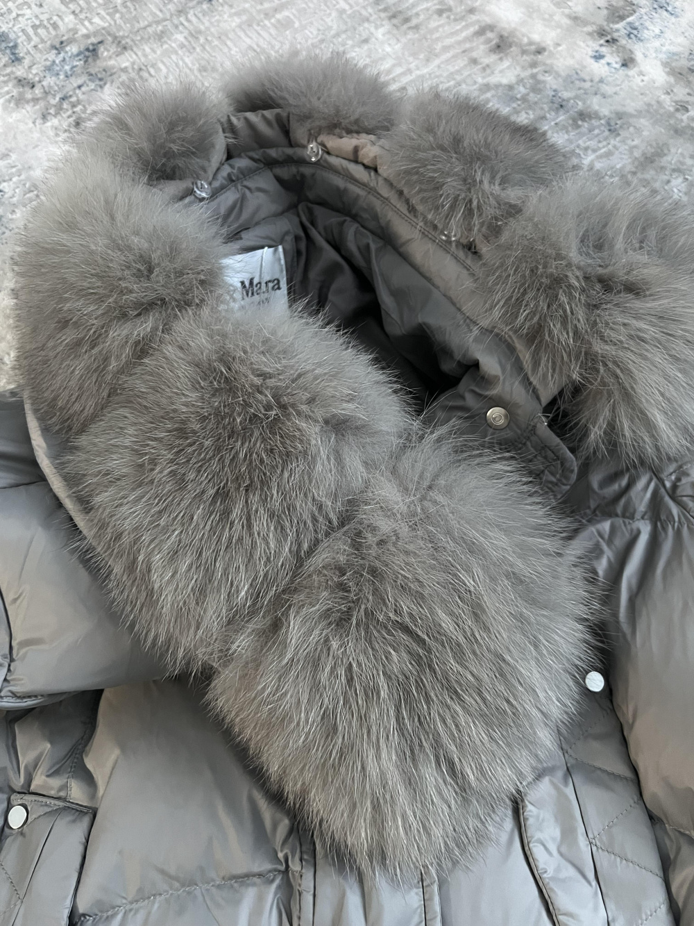 Пуховик, р. S, no name