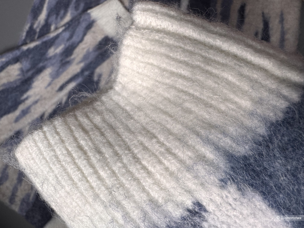 Свитер ZARINA размер L оверсайз