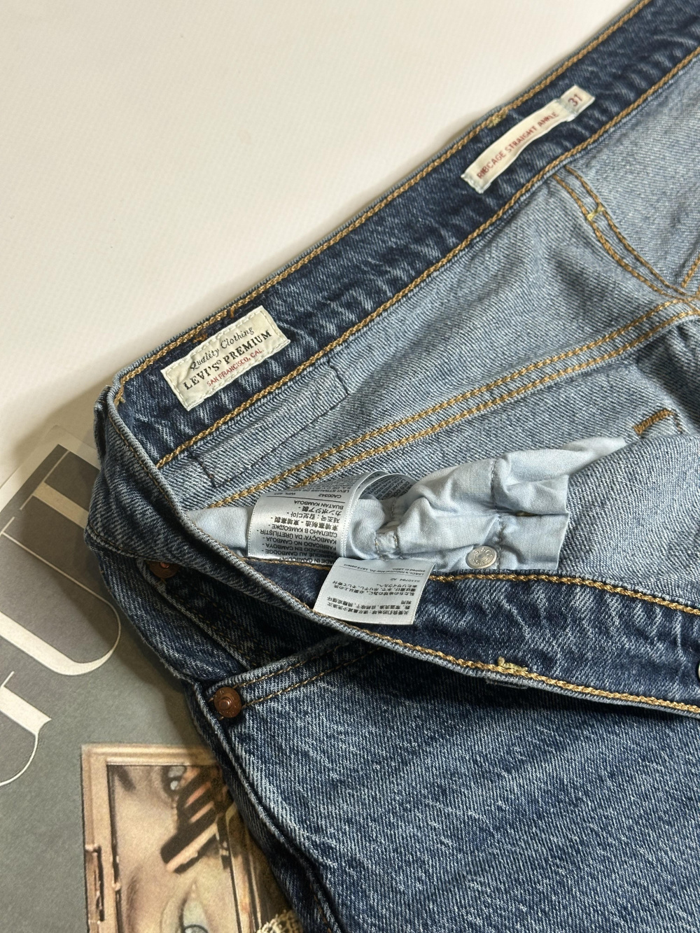 Джинсы Levis, размер 48