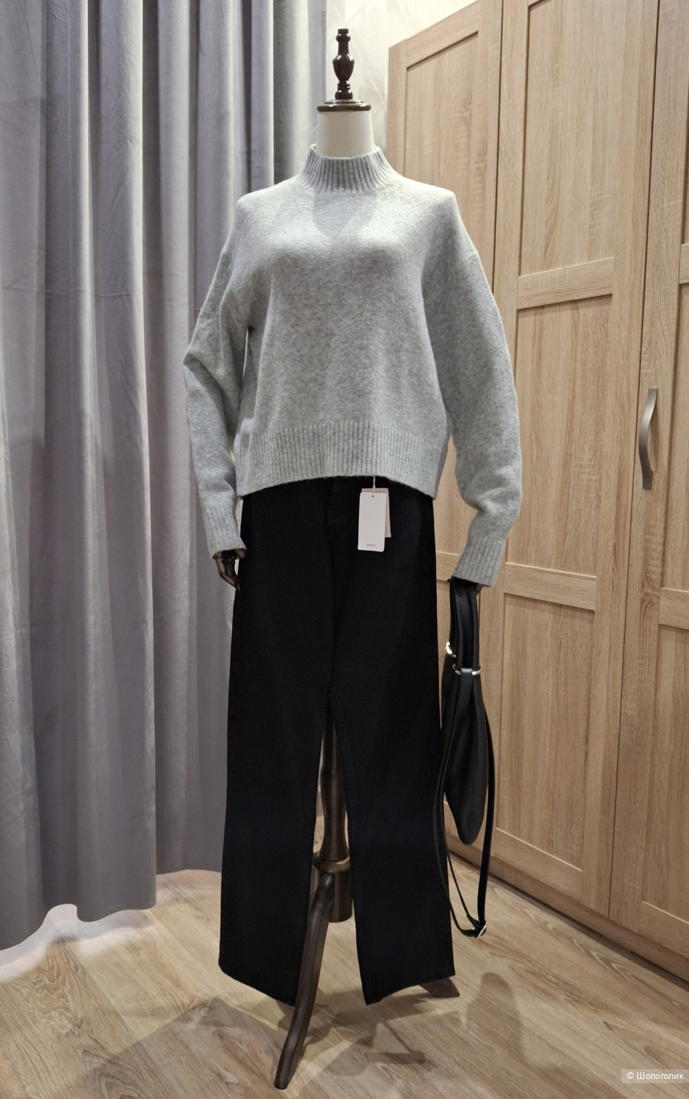 Свитер Uniqlo/42-46