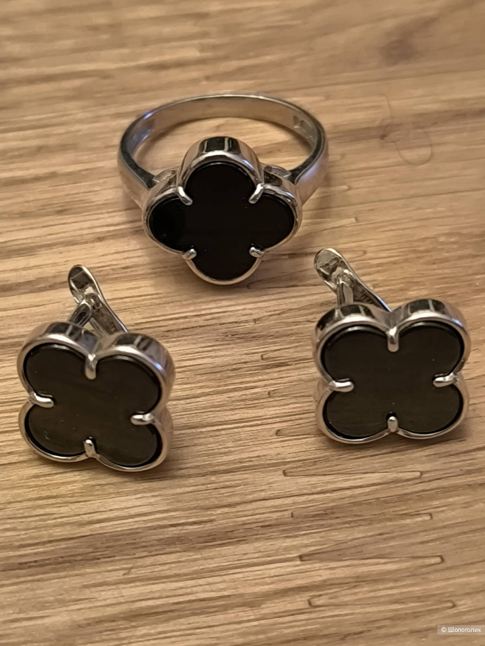 Кольцо Серебро 925 в стиле Van Cleef с ониксом, размер 17