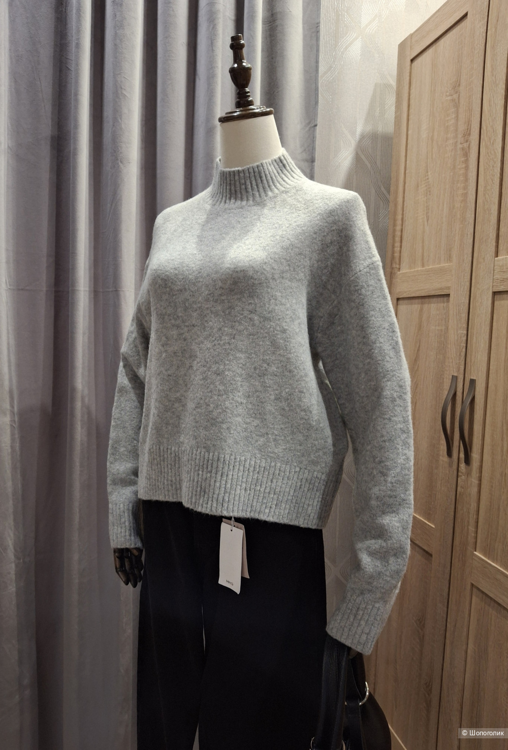 Свитер Uniqlo/42-46