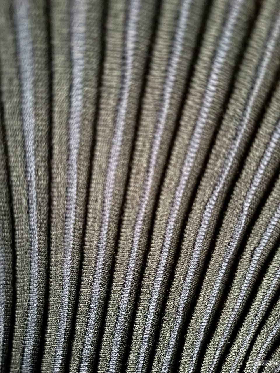 Джемпер Gustav, размер 46.