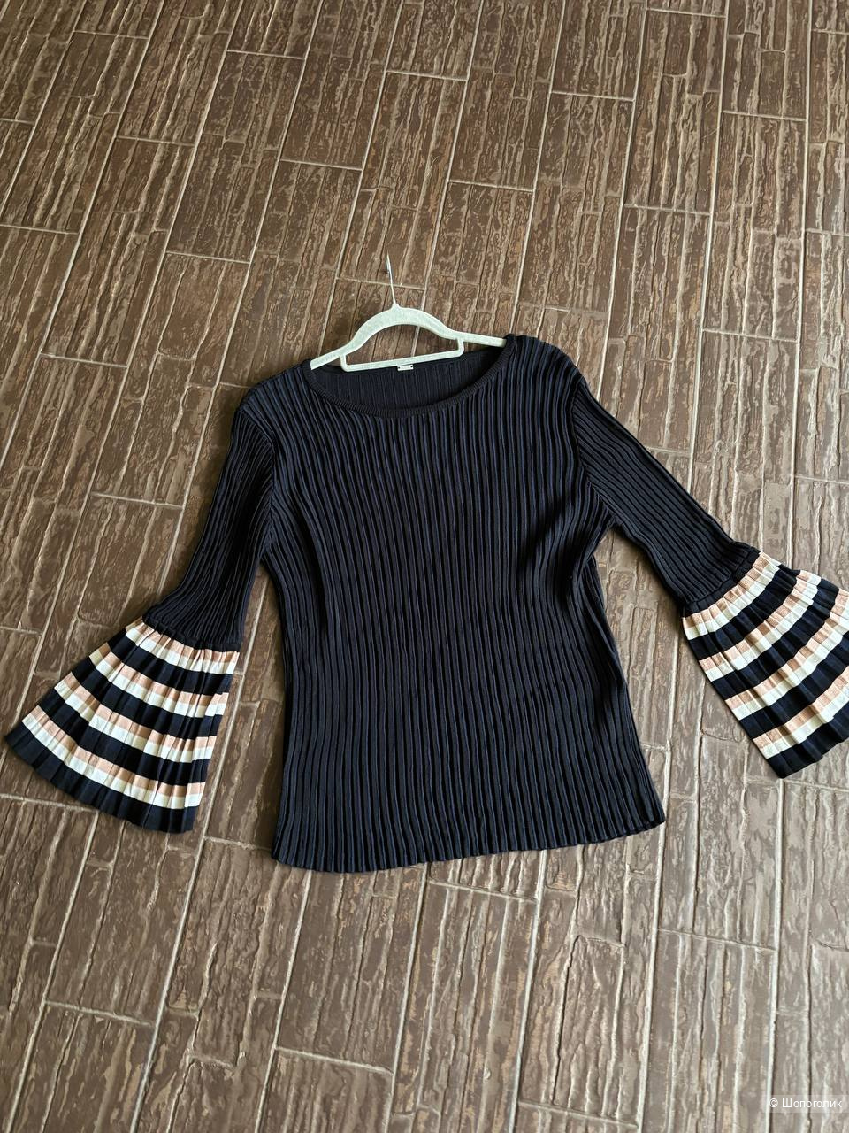 Джемпер Gustav, размер 46.