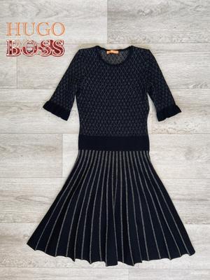 Платье Hugo Boss S 42