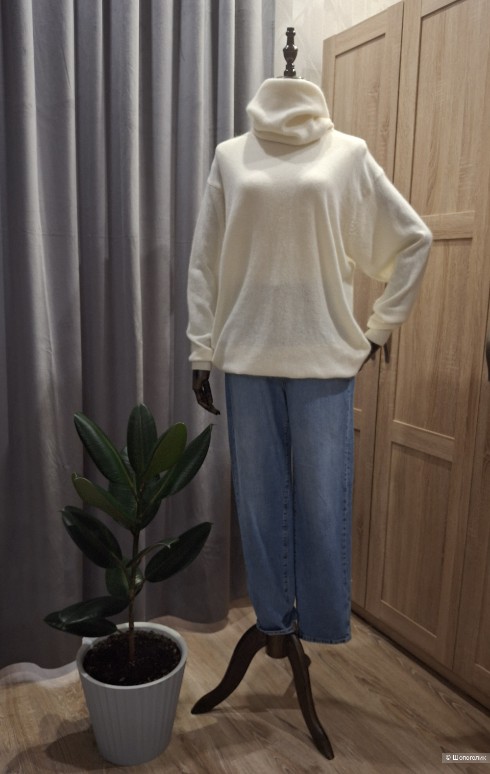 Свитер из ангоры/L