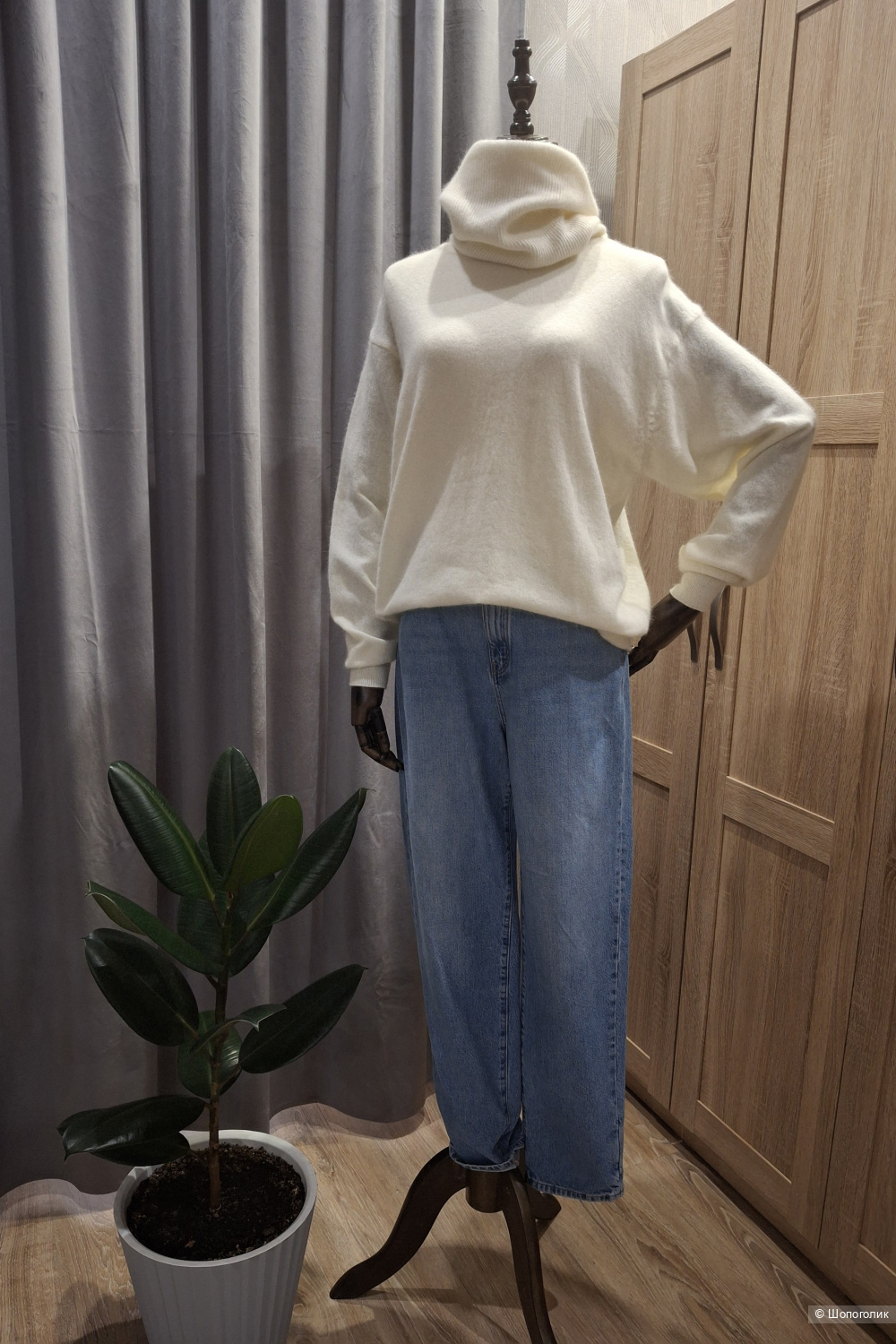 Свитер из ангоры/L