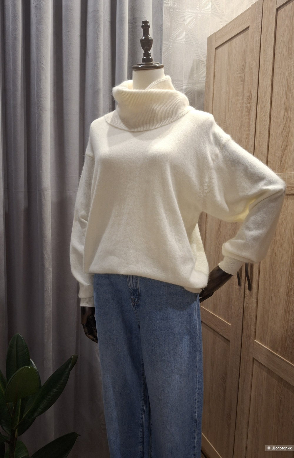 Свитер из ангоры/L