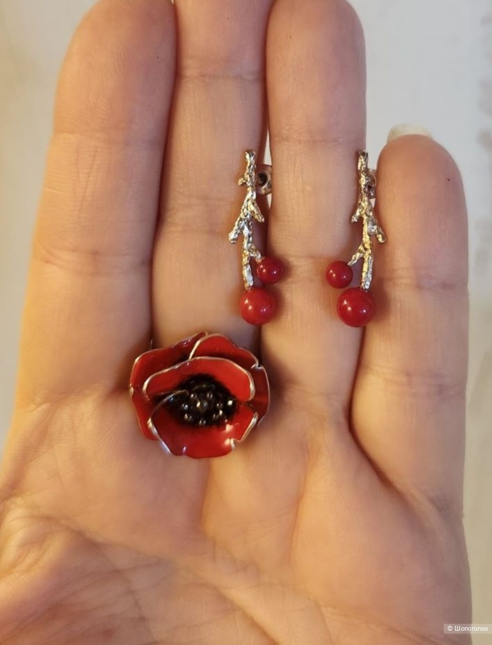 Серебряное кольцо DEWI «Мак». Размер 18,5