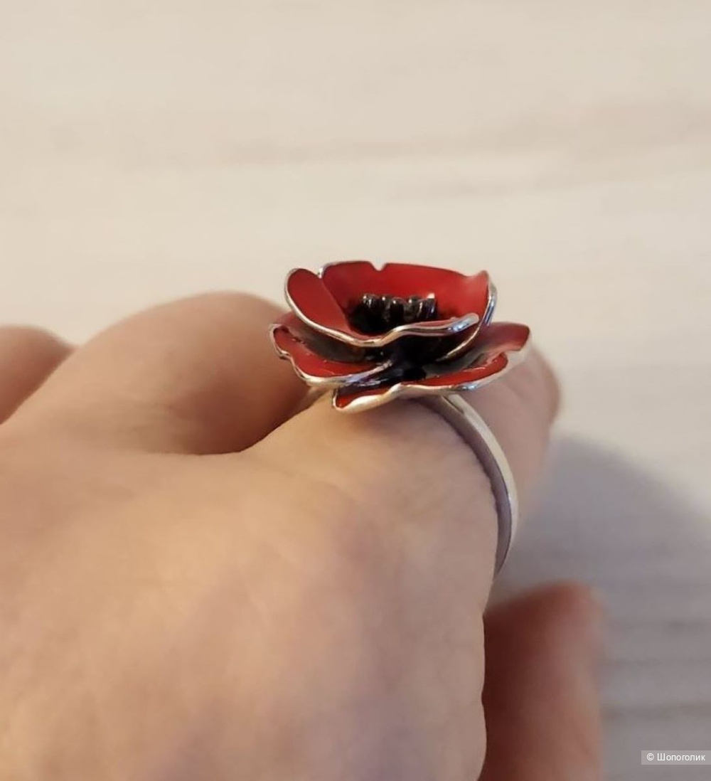 Серебряное кольцо DEWI «Мак». Размер 18,5