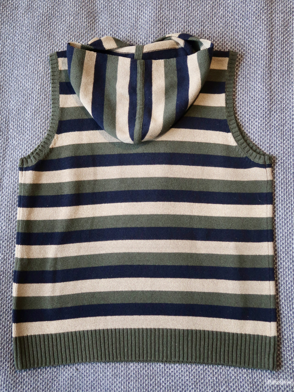 Безрукавка Giordano размер L