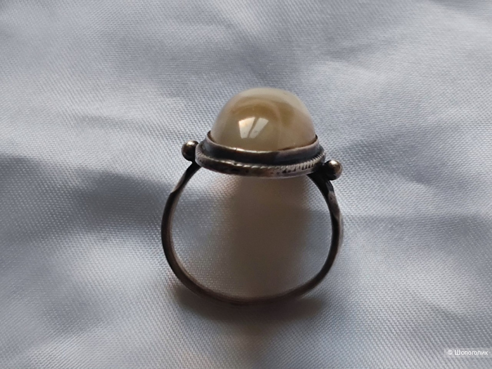 Перстень с натуральным камнем