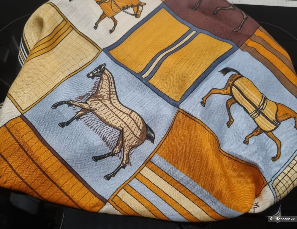 Платок no name 70*70