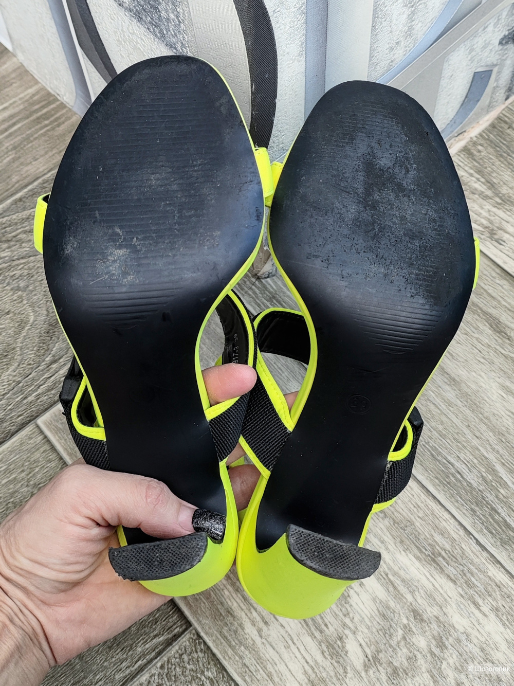 Босоножки Annas 39