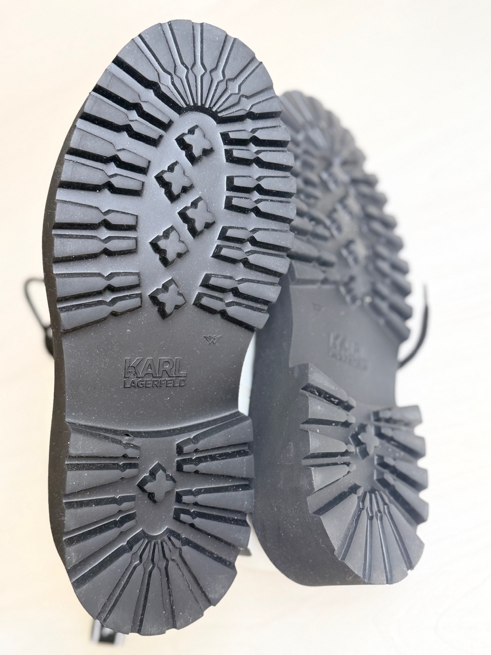 Ботинки Karl Lagerfeld, 39