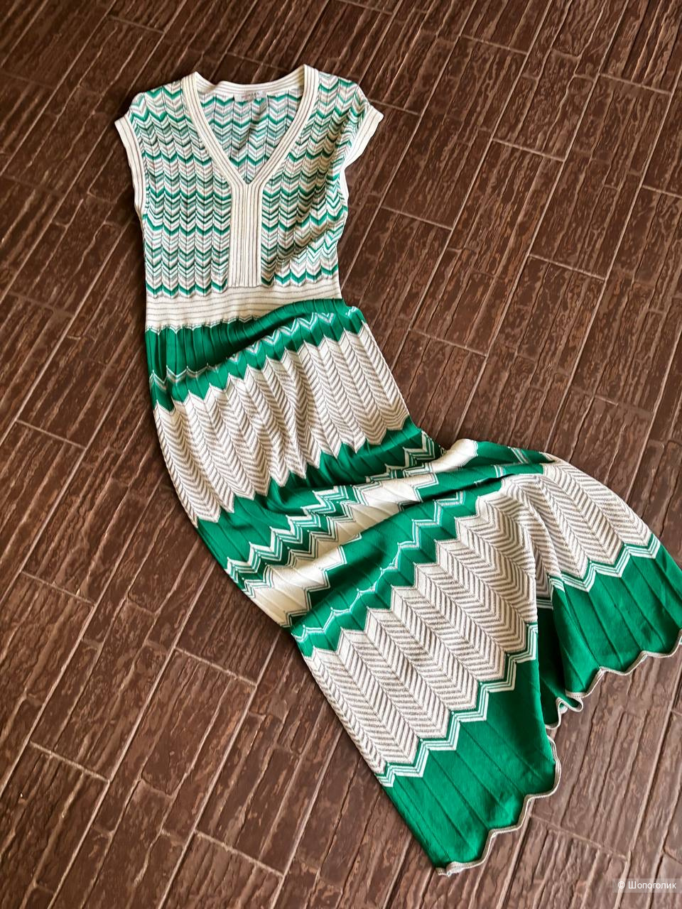 Платье Mango, размер М, маломерит на S,XS