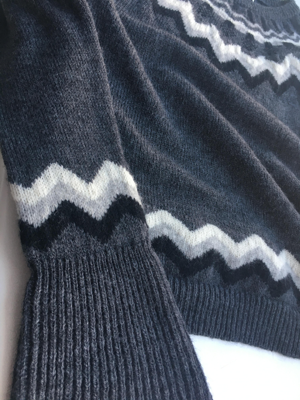 Джемпер Red Valentino, размер XS (40/42)