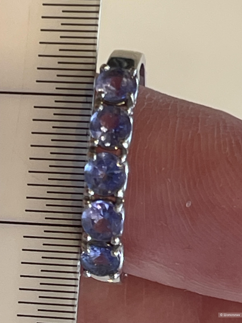 Золотое кольцо с танзанитами 16,5 размер