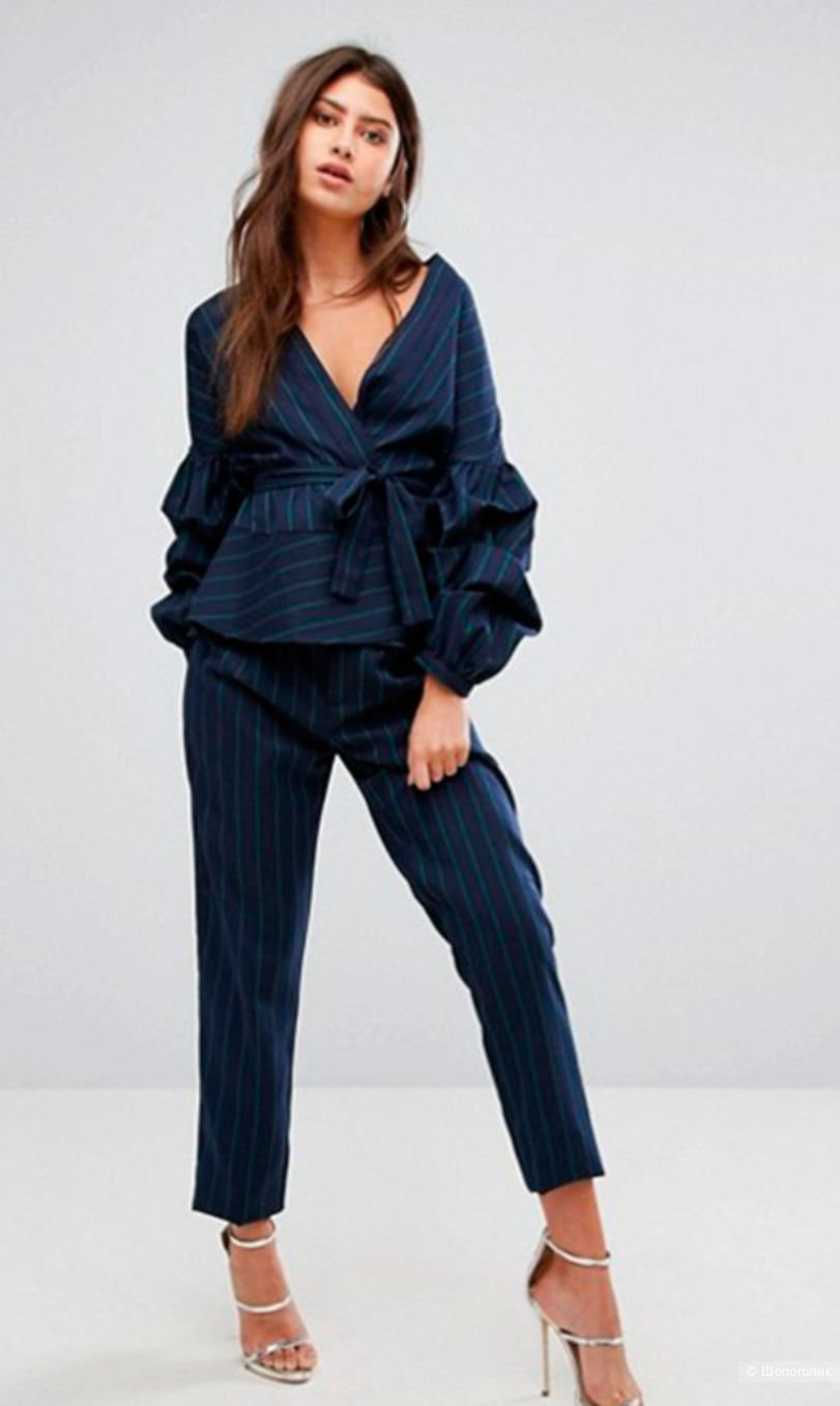 Костюм женский размер M