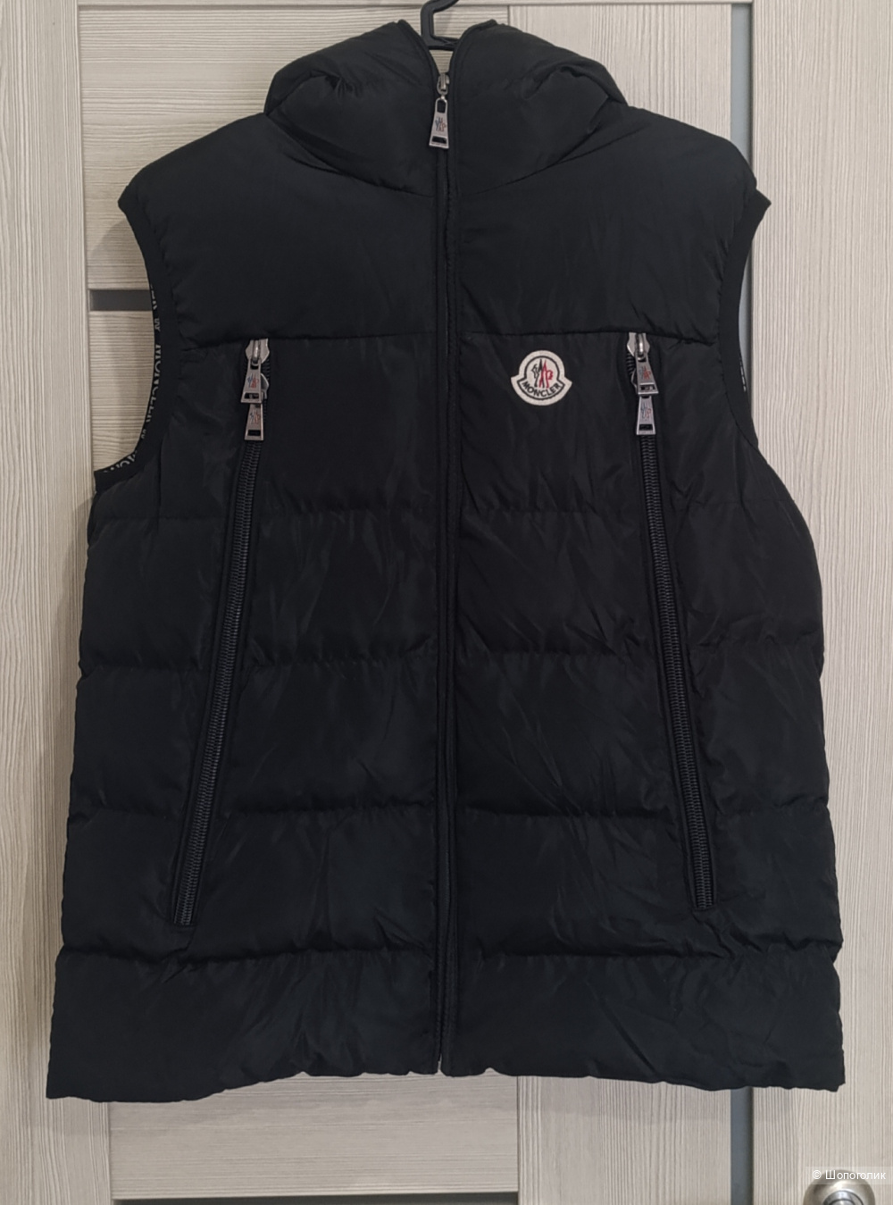 Жилет MONCLER, размер 44-46