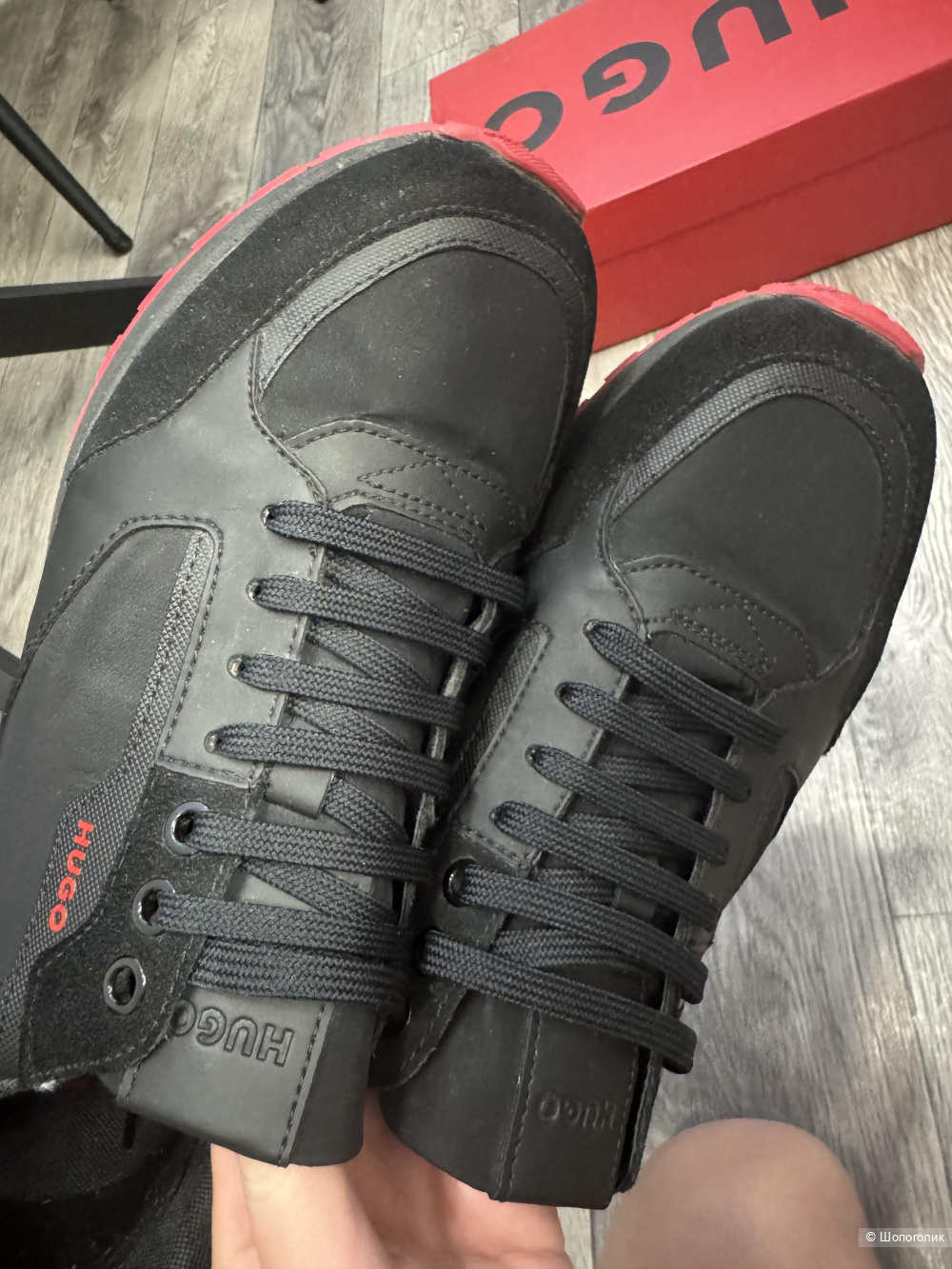 Hugo кроссовки 40