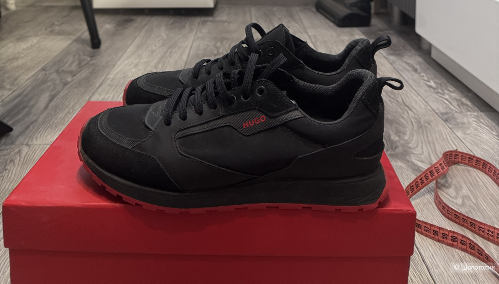 Hugo кроссовки 40