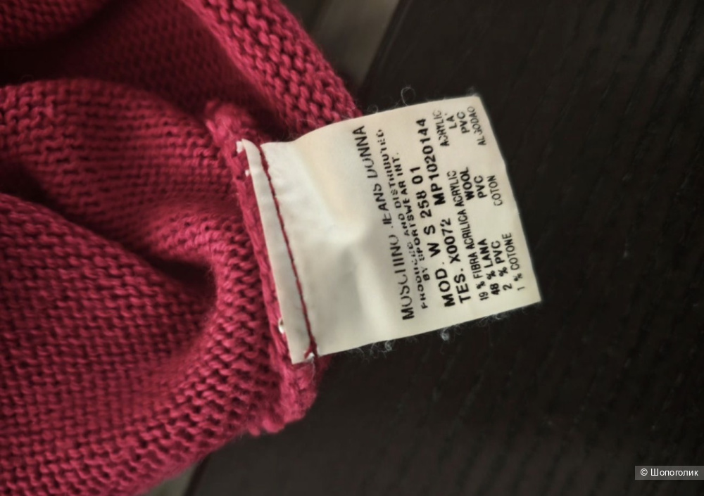 Moschino джемпер р 44