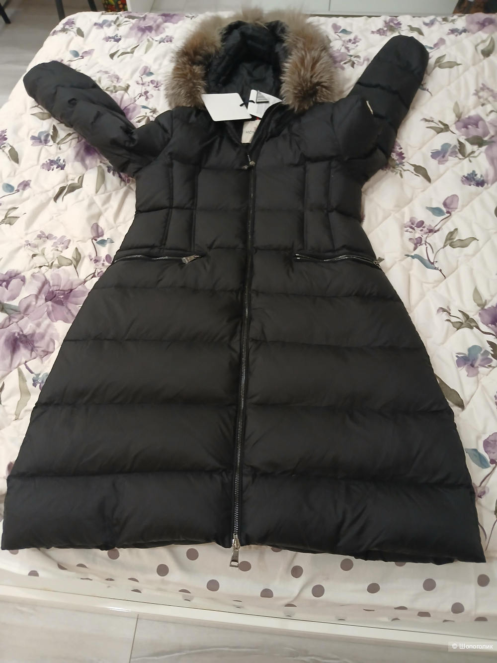 Пуховик Moncler р.4