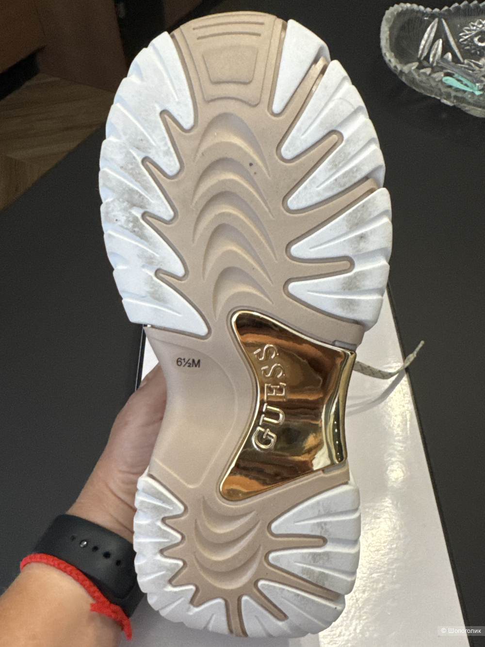 Кроссовки женские Guess 37 размера