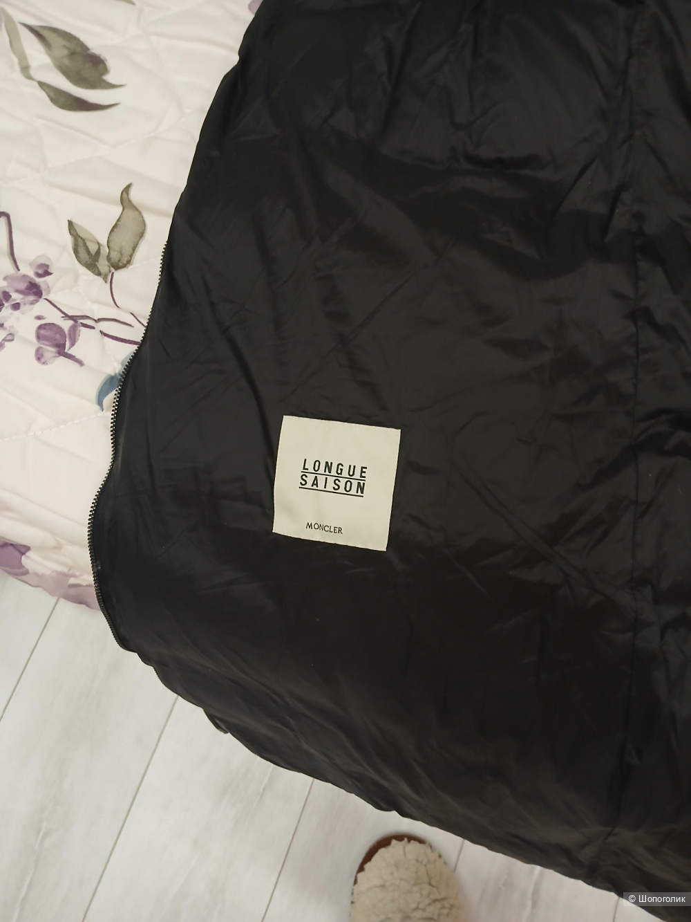 Пуховик Moncler р.4