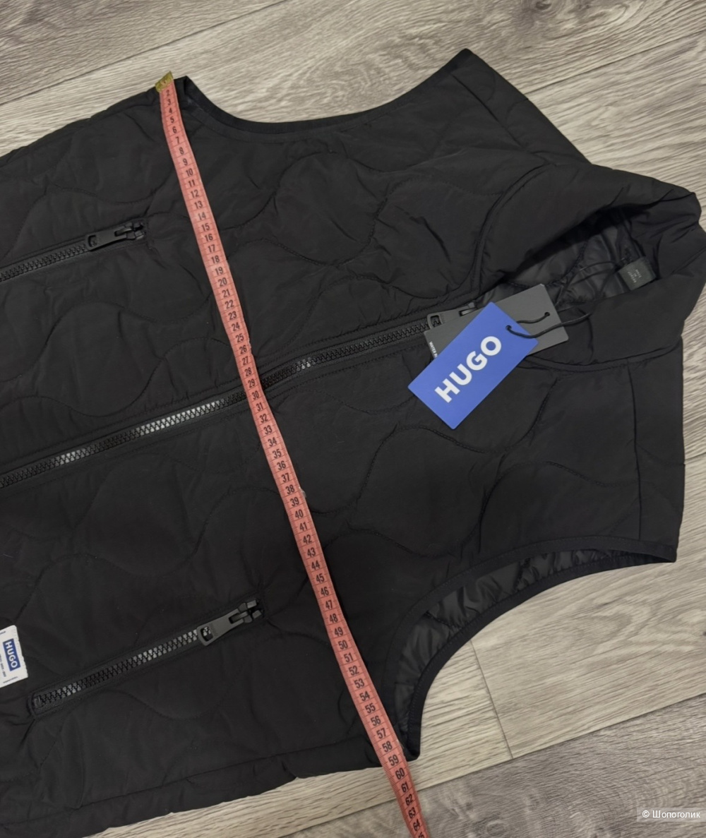 Hugo жилетка S
