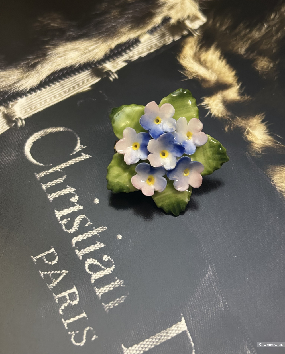 Брошь WINTON SQUARE