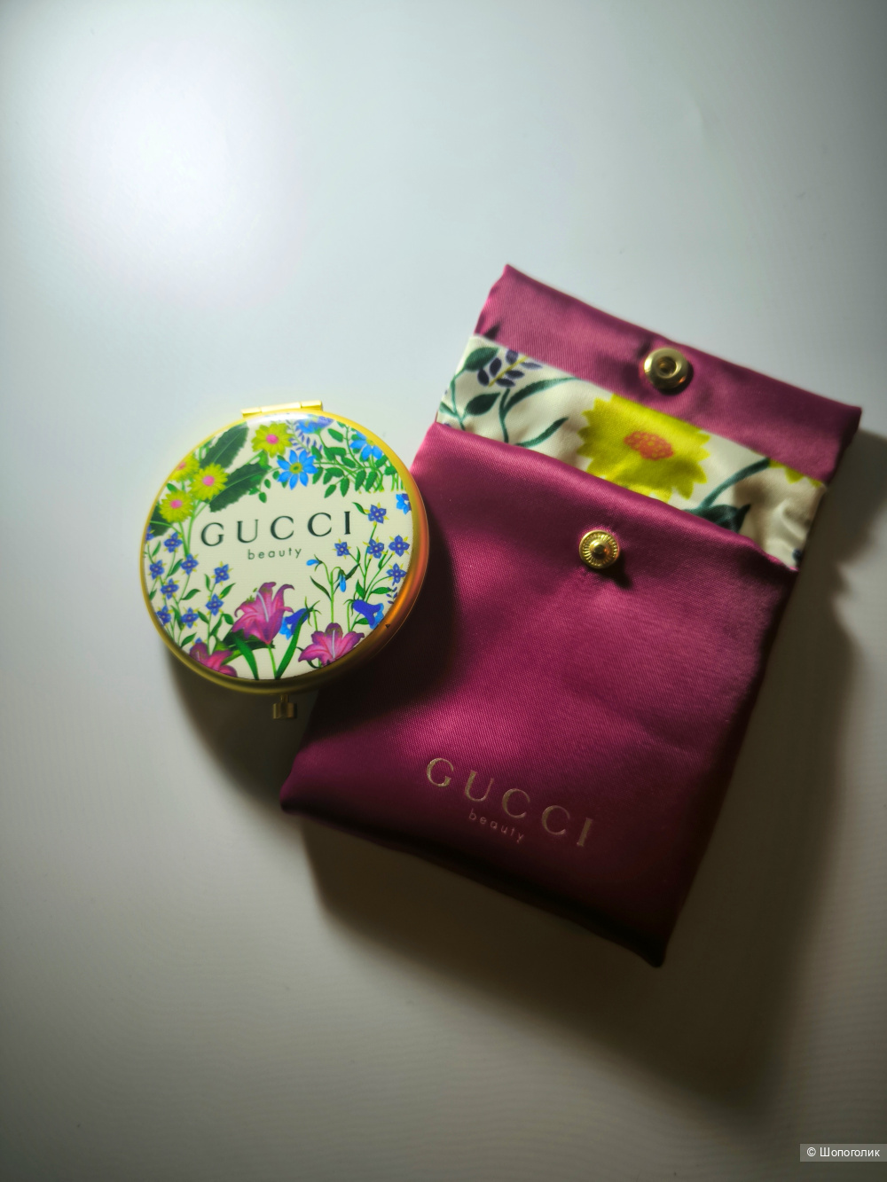 Зеркало Gucci beauty