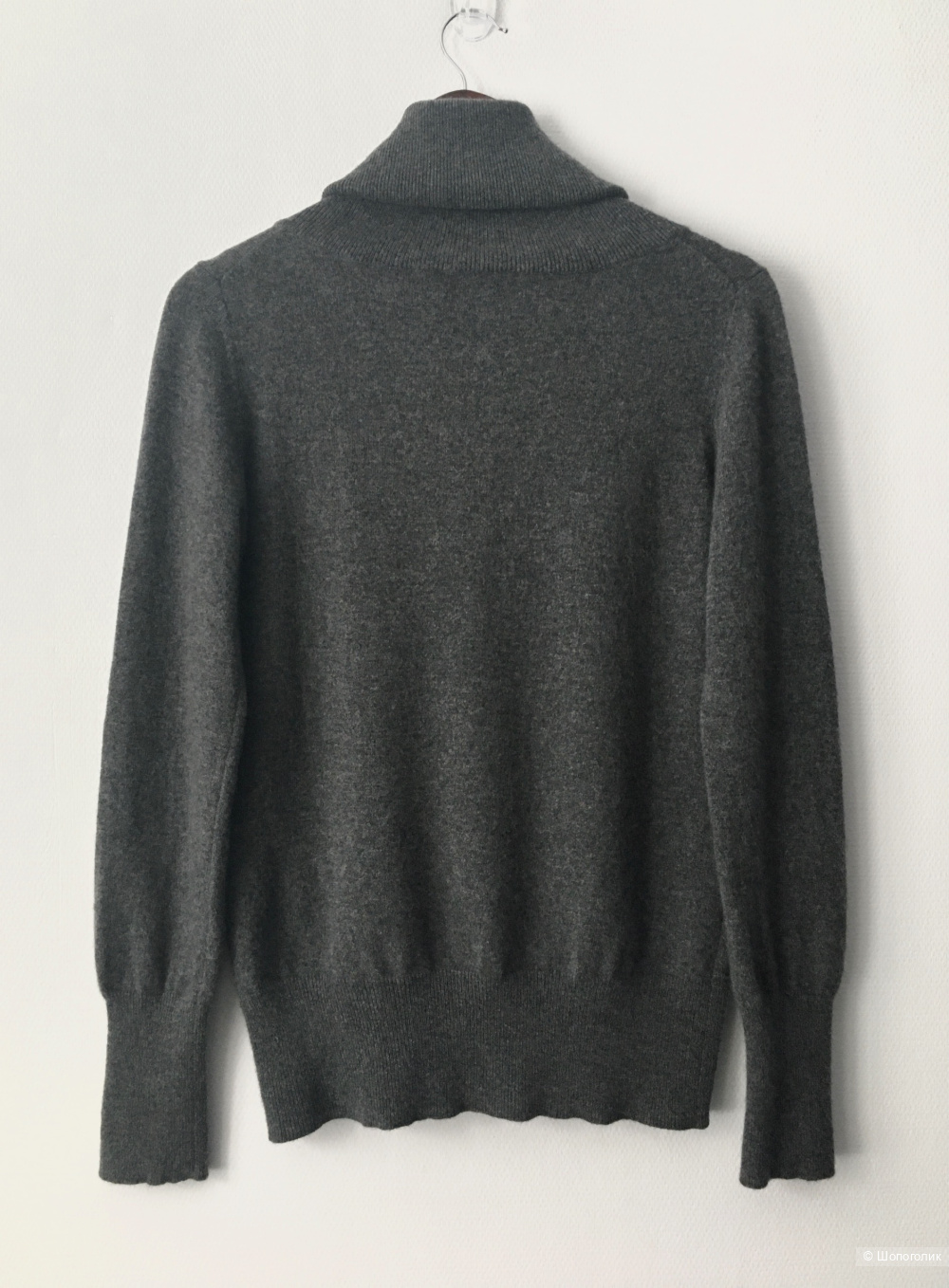 Свитер Jaeger, размер L (XS/S/M)