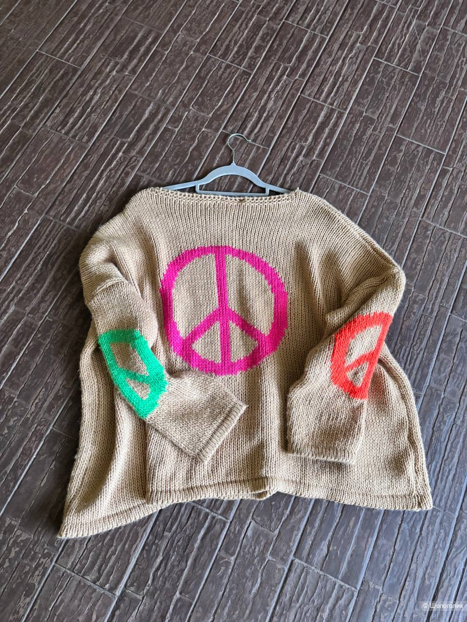 Свитер Monday afternoon free size.