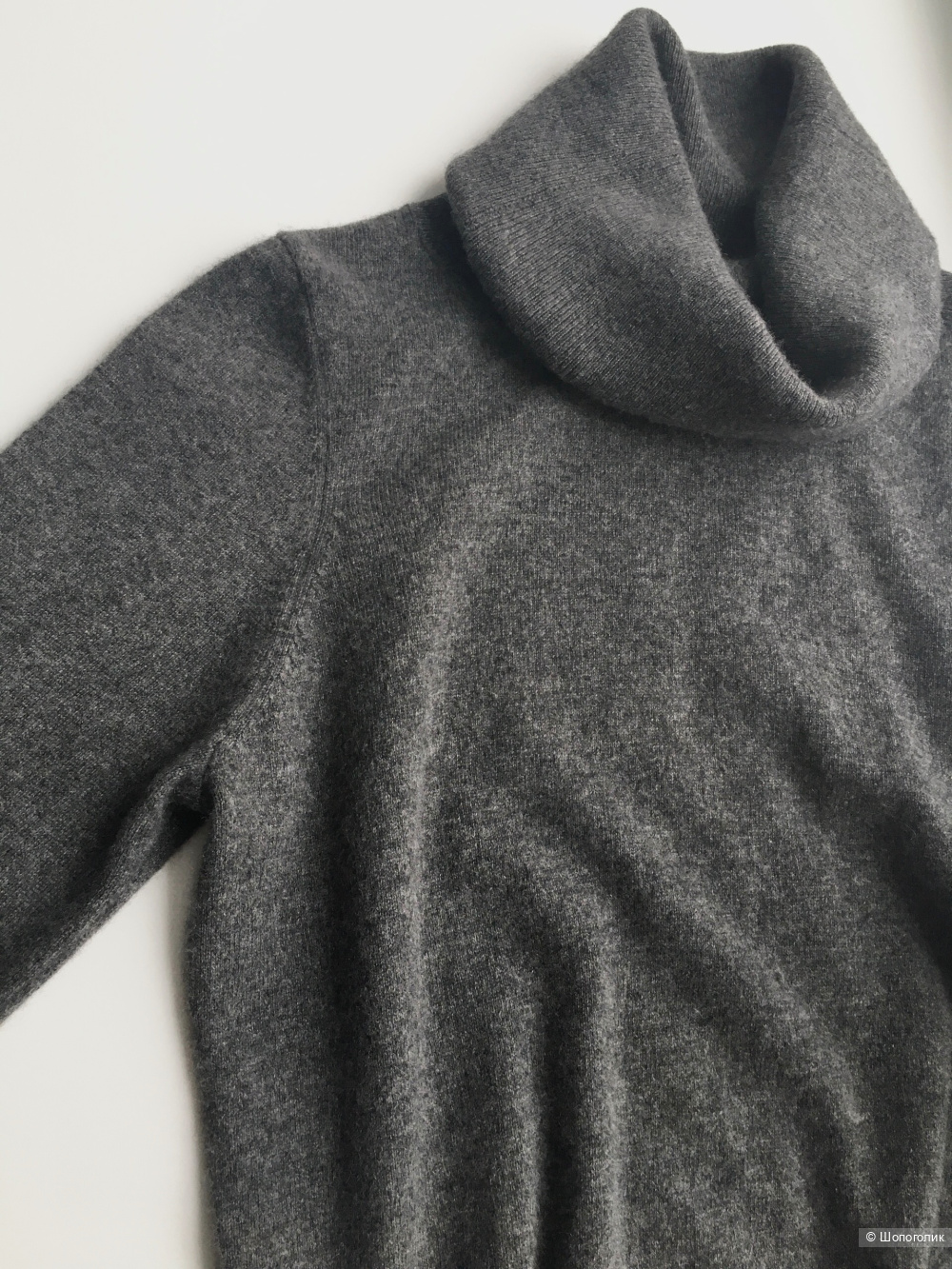 Свитер Jaeger, размер L (XS/S/M)