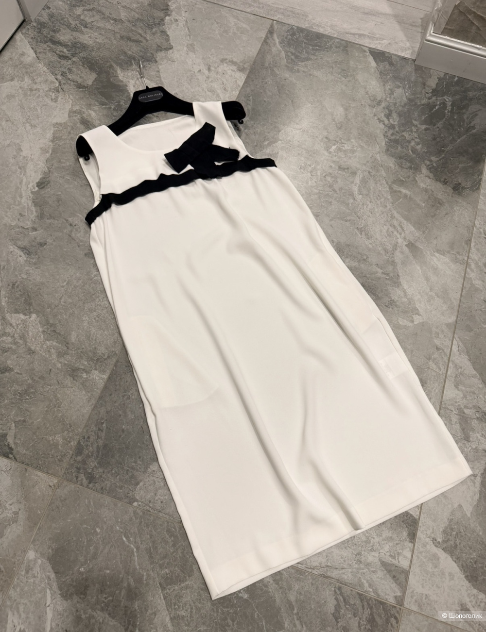 Платье moschino размер 44