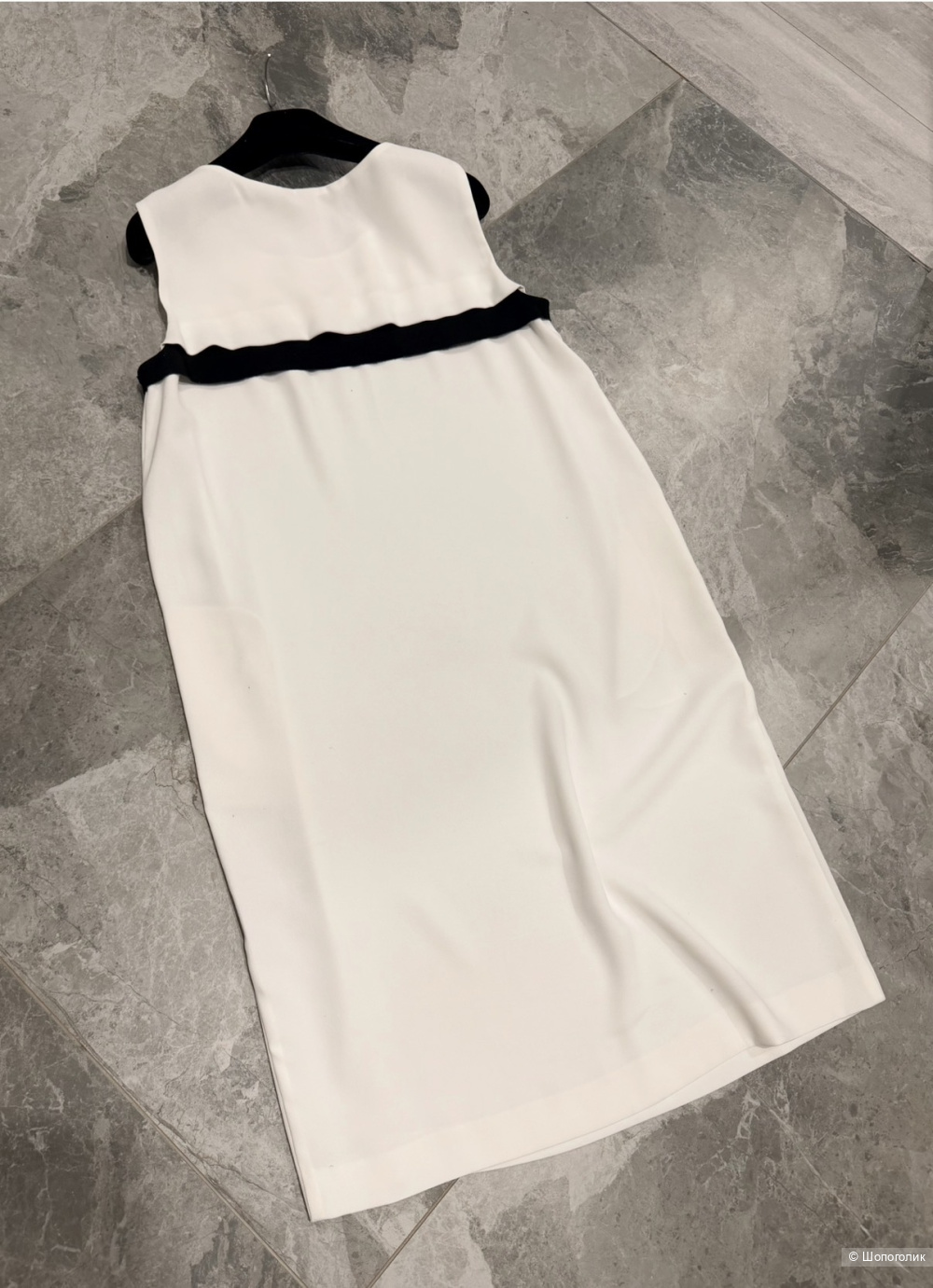 Платье moschino размер 44