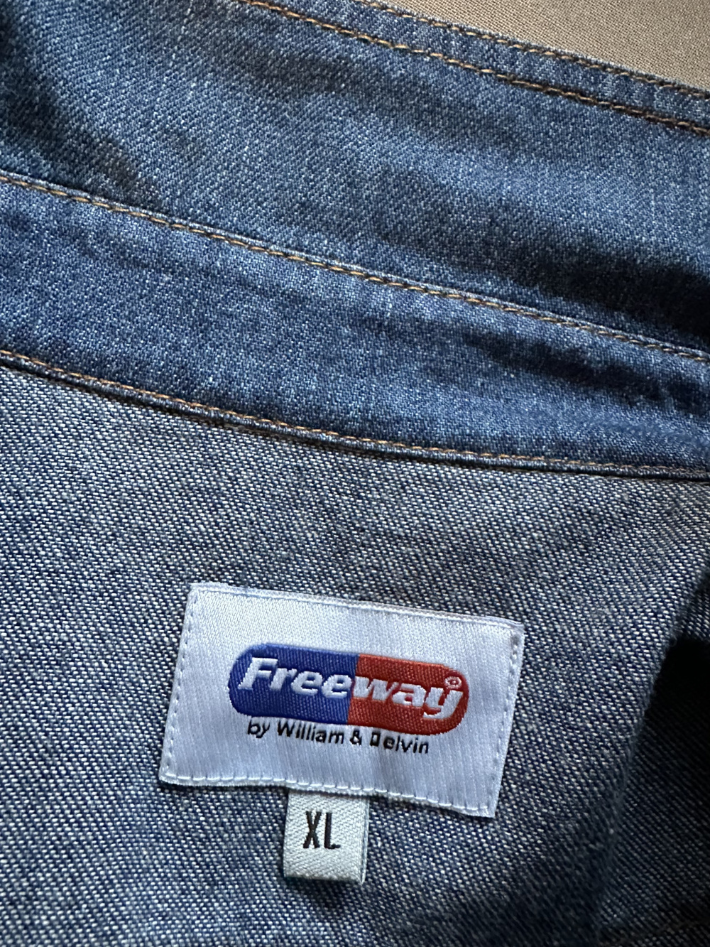 Джинсовая рубашка Freeway, 50 размер