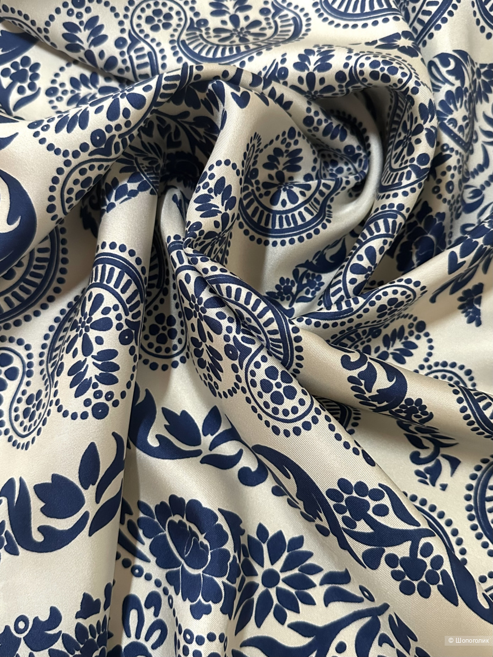 Шелковый платок Max Mara Weekend 90x90 см.